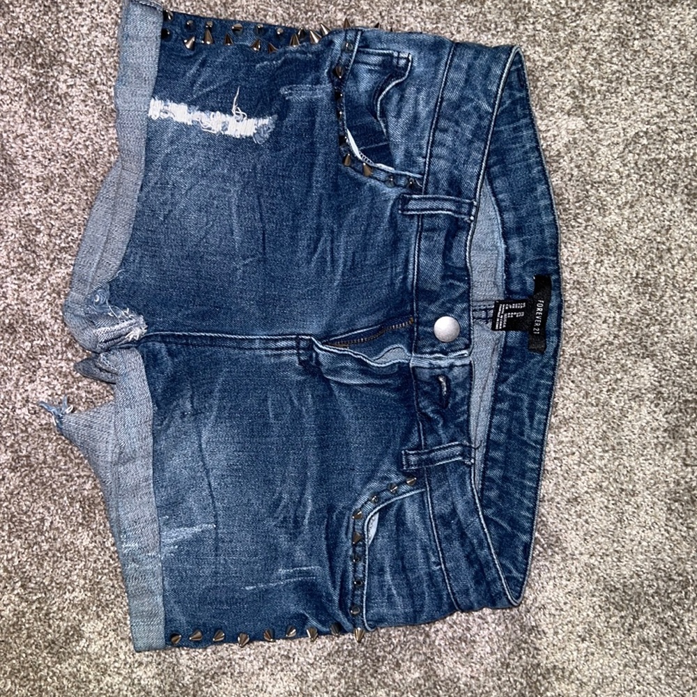 STUDDED SHORTS